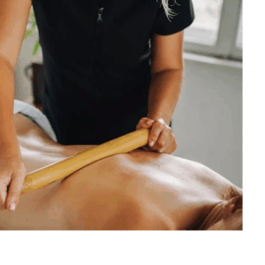 Massagem com Bambu